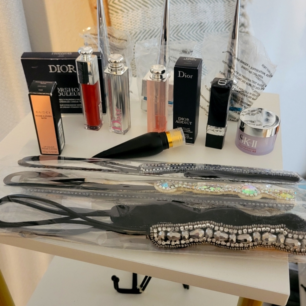 Quick List - Unlisted Makeup & Accessories Shown during Live Show